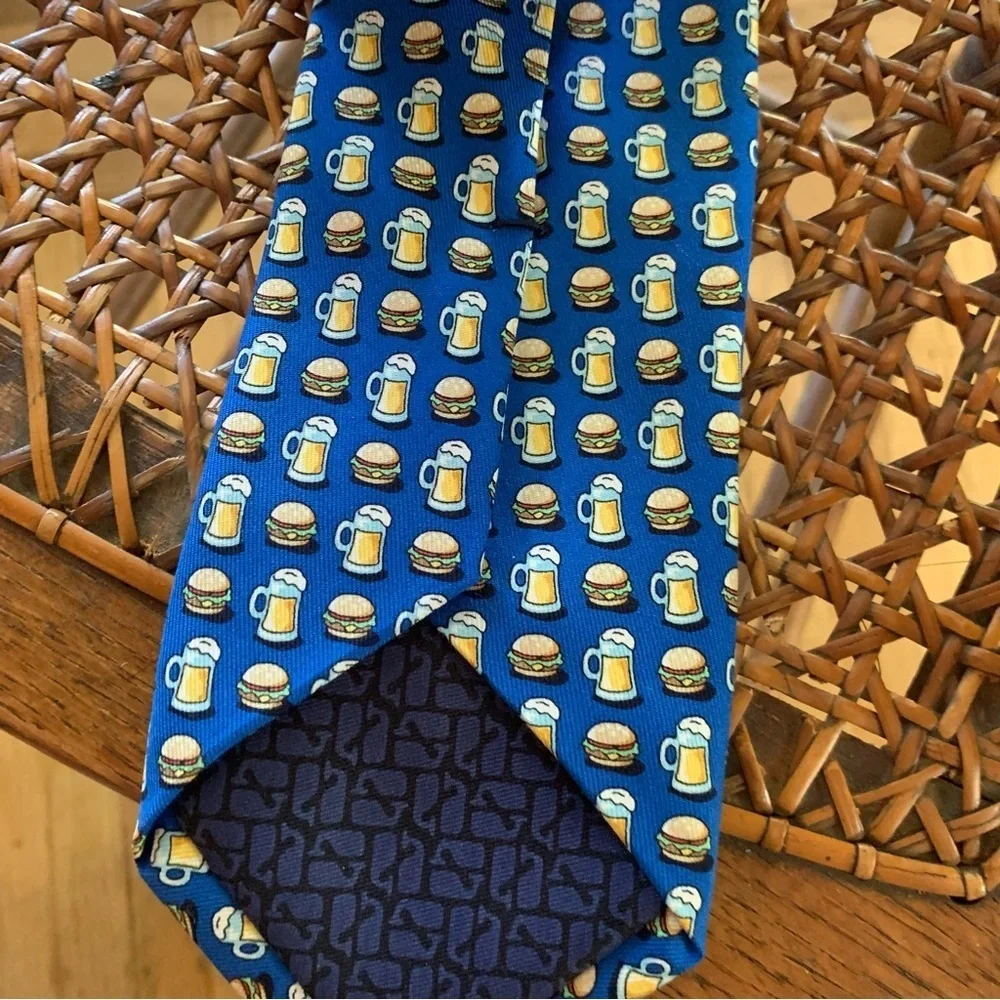 VINEYARD VINES | EUC Summer BBQ Royal Blue Silk Tie Marthas Vineyard Burger Beer